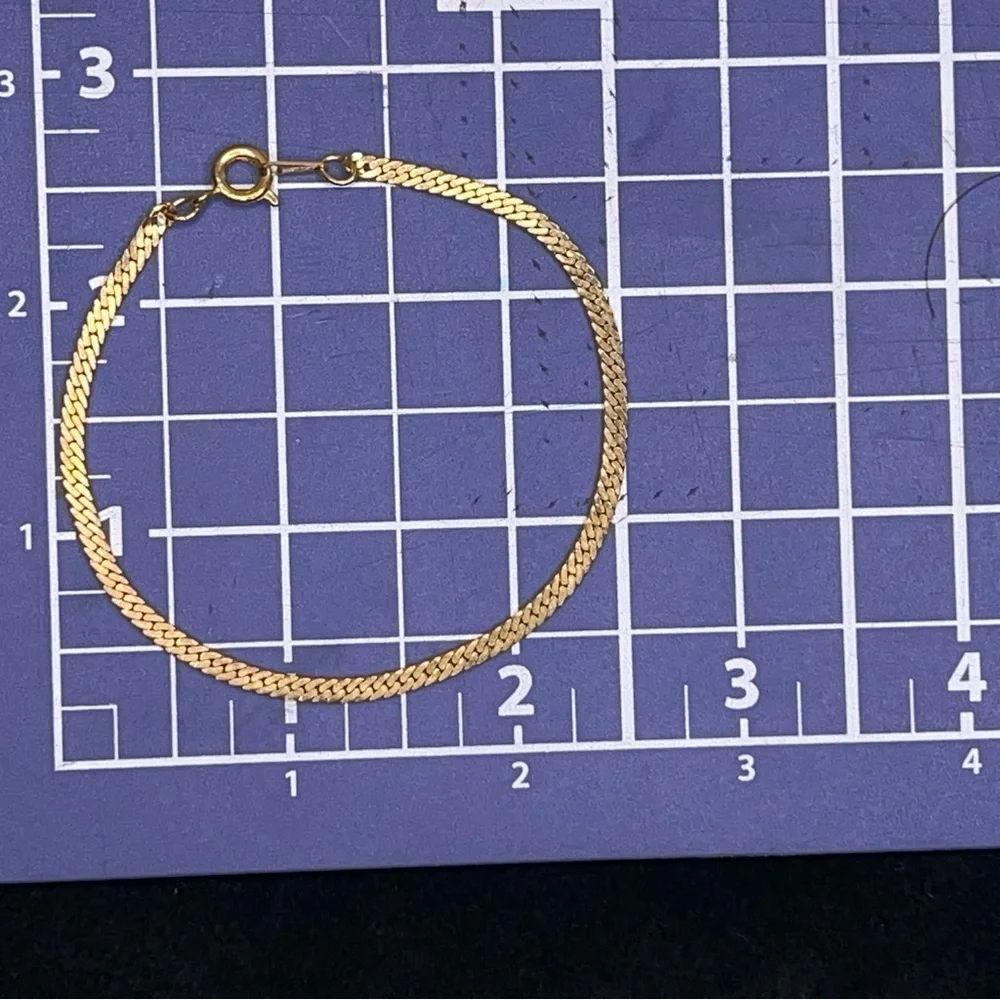Vintage Made In Korea Yellow Gold Herringbone Bracelet Spring Ring Closure 7”